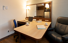 Ergonomic Work Station
